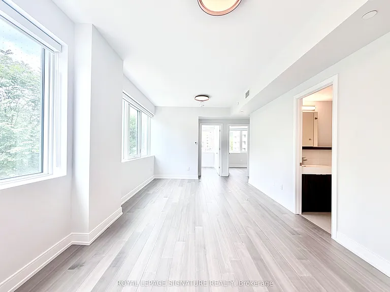 664 Spadina Ave #204 — Photo 6