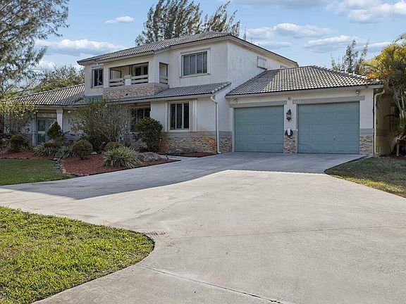 2nd image of 5521 SW 109th Avenue