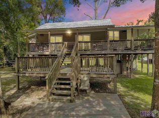 47794 Amite River Rd, Saint Amant, LA 70774