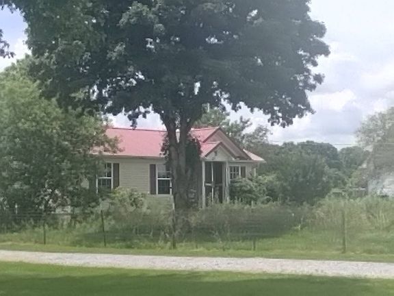 3rd image of 5323 Roaring Springs Rd