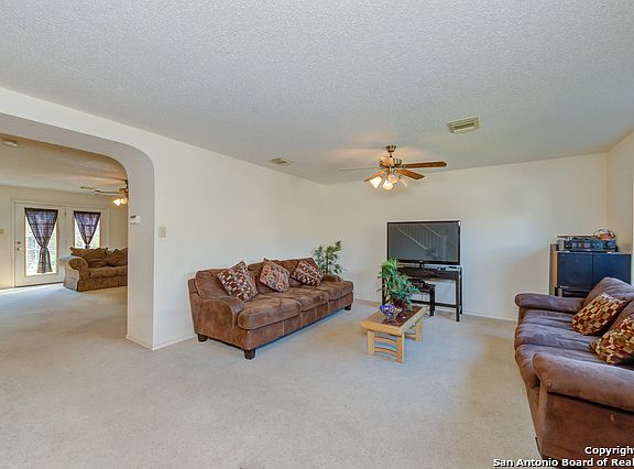 5th image of 10510 Dugas Dr