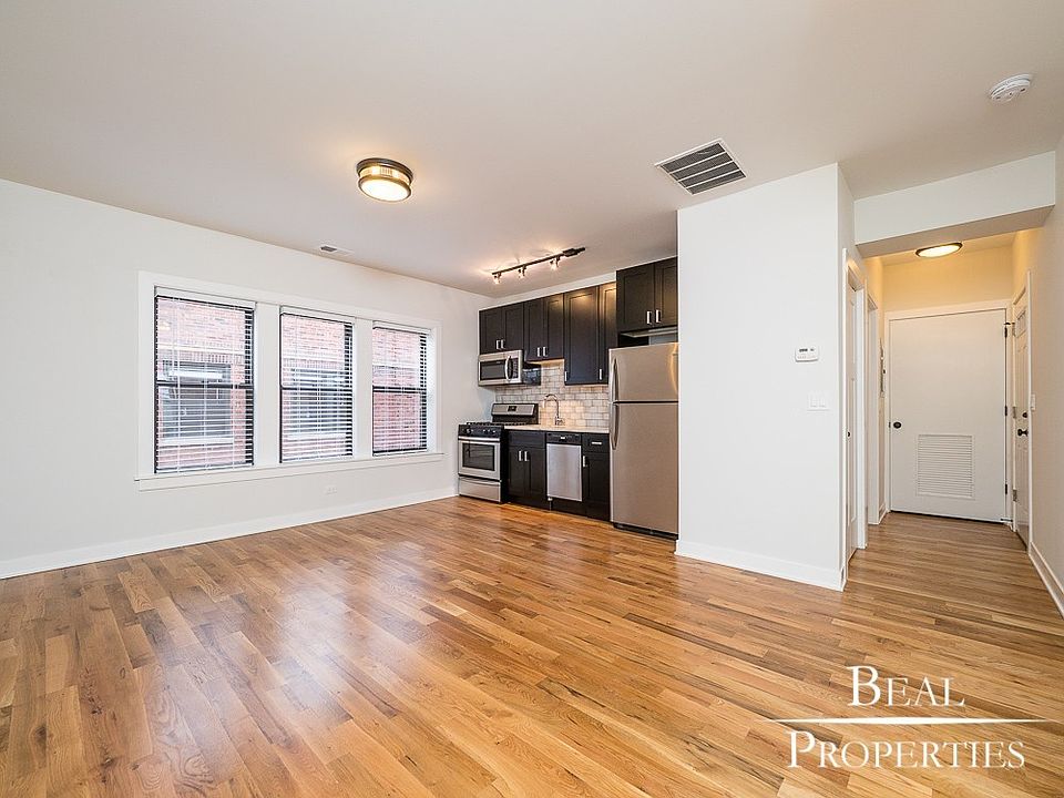 1st image of 2209 W Eastwood Ave #3S