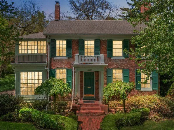 16109 E Jefferson Ave, Grosse Pointe Park, MI 48230