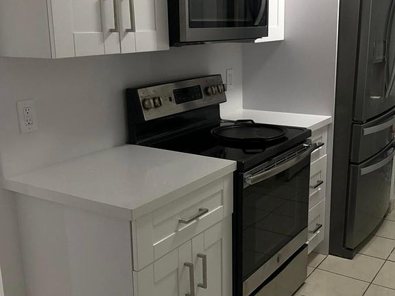 2nd image of 1200 NE Miami Gardens Dr #8XX