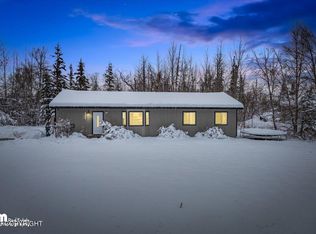 10081 E Ortner Loop, Palmer, AK 99645
