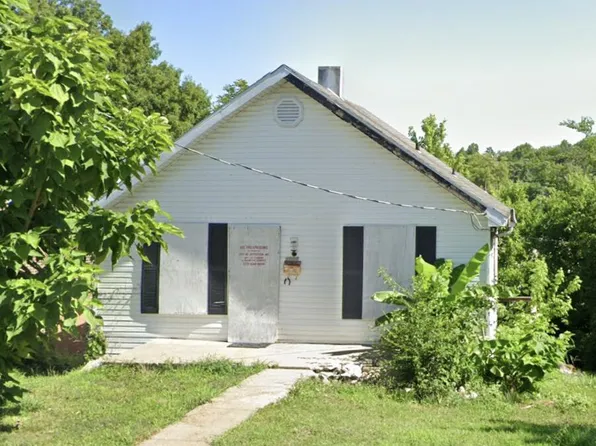 1614 Saint Marys Blvd, Jefferson City, MO 65109