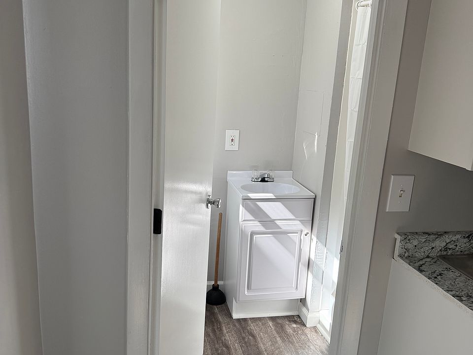 2nd image of 79 Broadway APT 2C