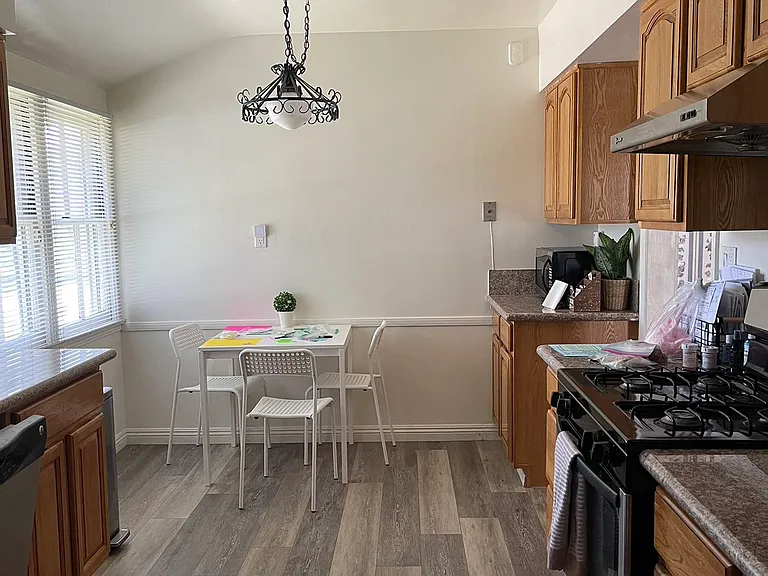 2395 Roanoke Rd — Photo 18