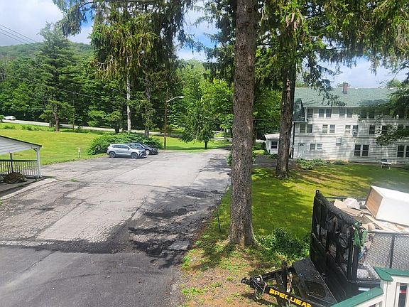 4th image of 7 Hilmar Ln #21