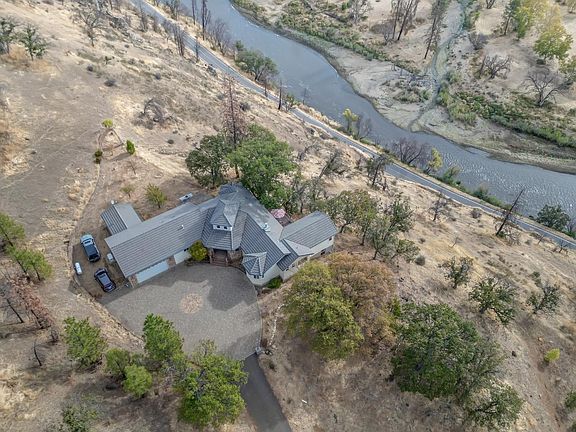 2nd image of 312 Oak Knoll Rd