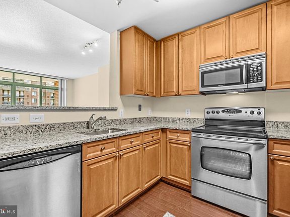 5th image of 11700 Old Georgetown Rd Unit 1007