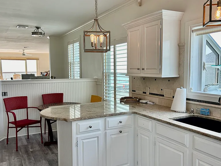 871 Ocean Blvd — Photo 14