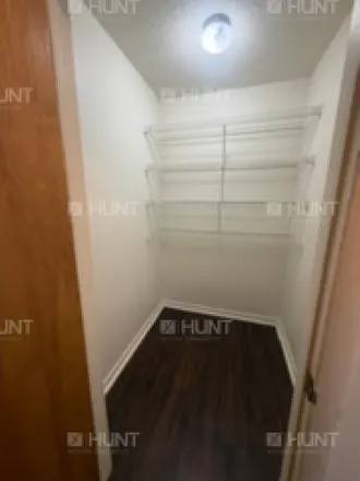 3 bed, 1.5 bath, 1276 sqft, $1,550 — Photo 4