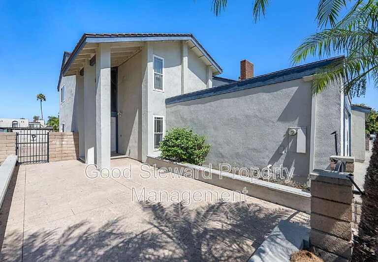 207 Los Padres Ln — Photo 3