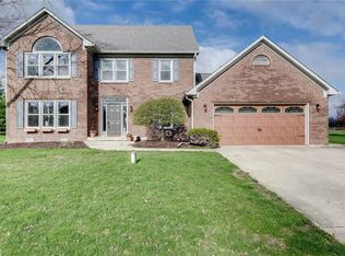 1298 S Broken Arrow Dr, New Palestine, IN