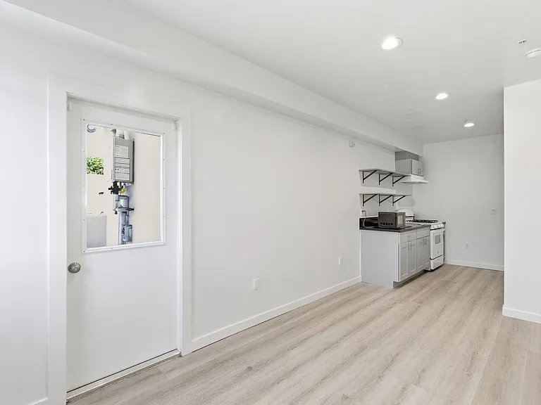 2025 New Jersey Street — Photo 14