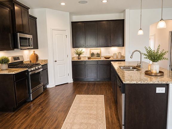 5th image of 795 Curlew Cir