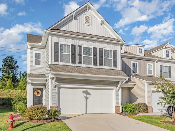 58 Little Leaf Ln, Clayton, NC 27527