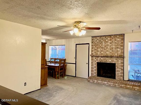 5th image of 1226 Southwestern Dr
