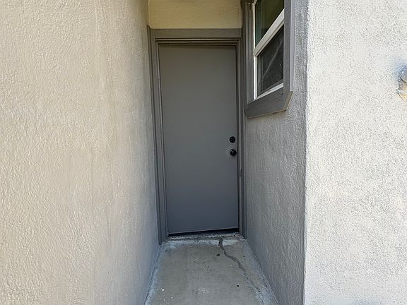 2nd image of 271 Holt St APT C