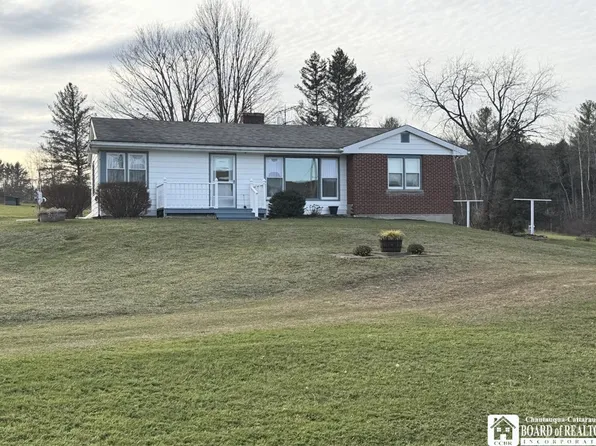 755 Harrington Rd, Frewsburg, NY 14738