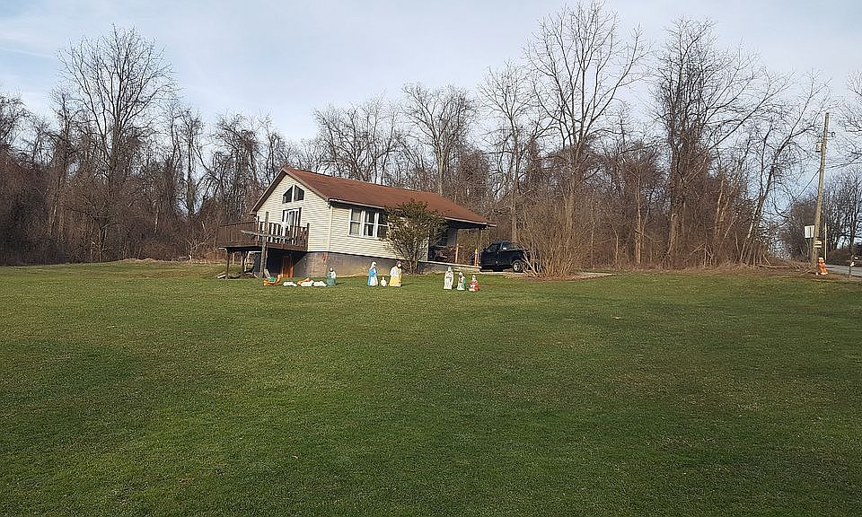 2nd image of 663 Walnut Hill Rd