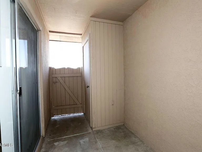 522 W Blackhawk Dr #4 — Photo 6