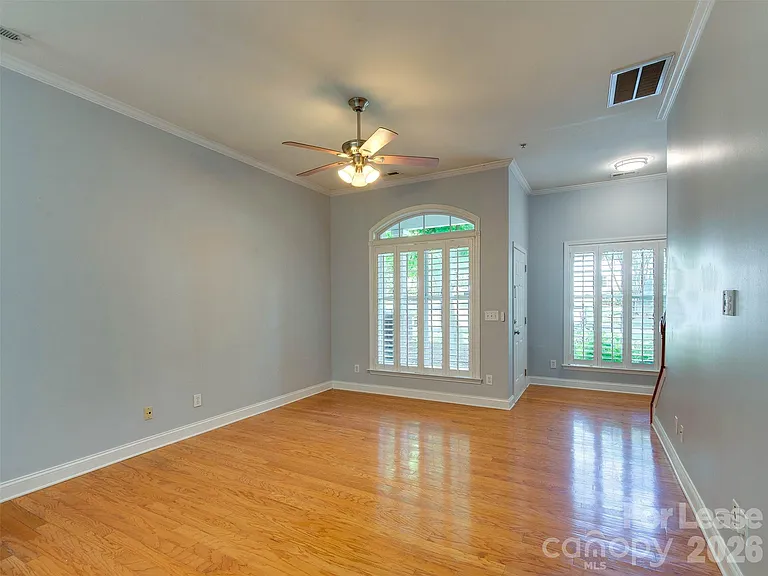 1571 Pecan Ave — Photo 15