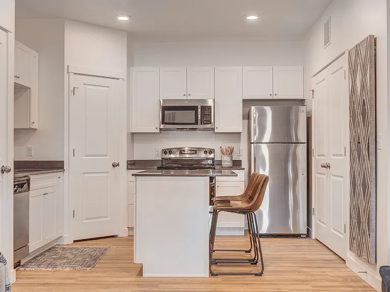 Eversage Apartments — Photo 41