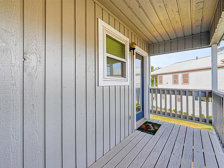 131 Cove Cir — Photo 37