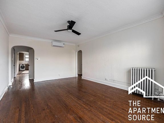 4th image of 5509 N Lincoln Ave #2S