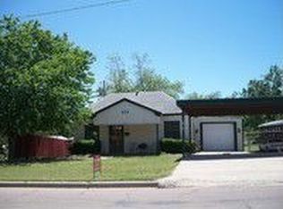 424 E Lincoln St, Mangum, OK 73554
