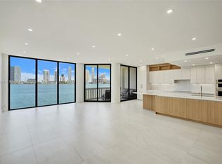 3000 Island Blvd APT TH5, Aventura, FL 33160