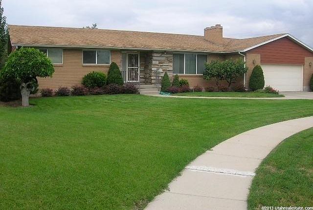 1st image of 624 S Camarilla Cir