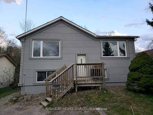 271 Parkwood Ave, Georgina, ON L4P 2X4