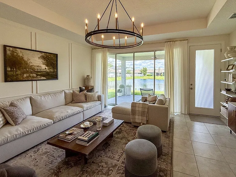 671 Charter Oaks Blvd — Photo 31