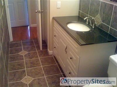 5th image of 1482 Stanley St