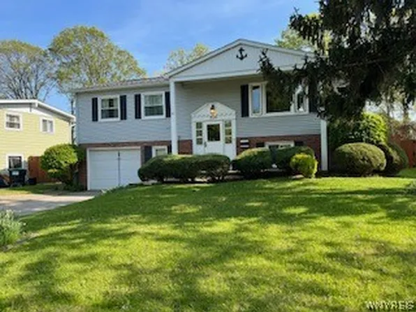 1924 Marjorie Rd, Grand Island, NY 14072