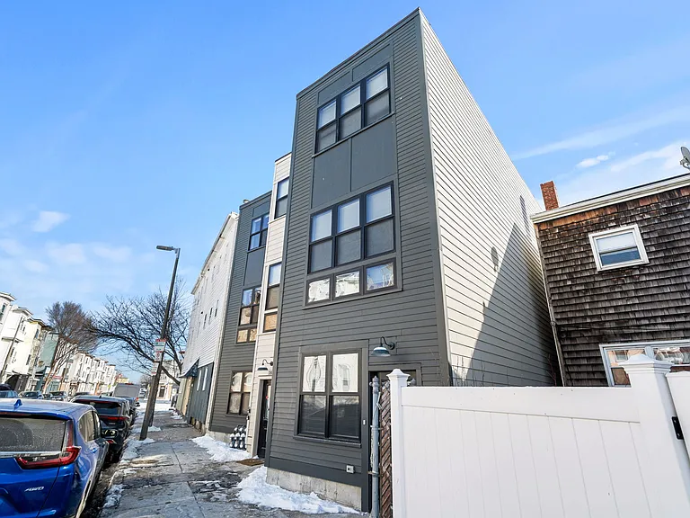 181 Bennington St #1 — Photo 26