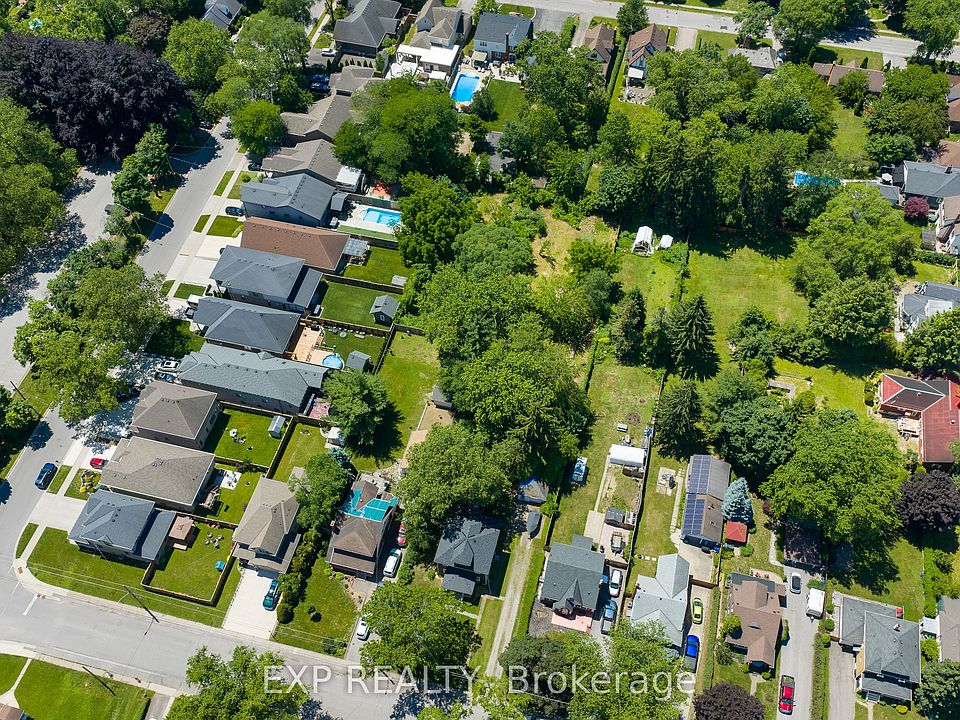 2nd image of 6111 Carlton Ave