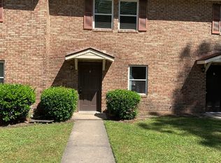 908 W Pine St APT B, Hinesville, GA 31313