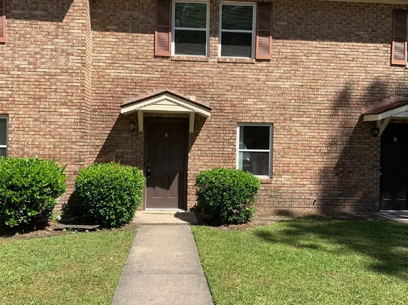 908 W Pine St APT B, Hinesville, GA 31313