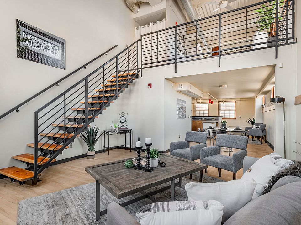 1st image of 300 Tijeras Ave NE APT 311