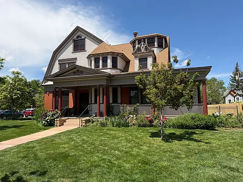 1805 Spruce Street Photo 1