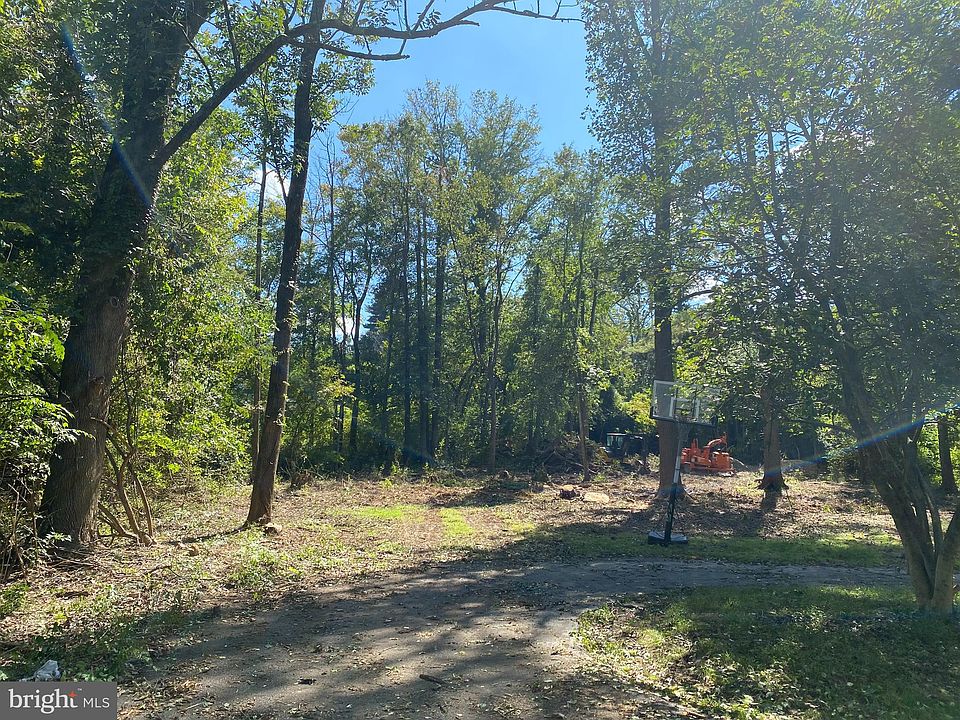 2nd image of 56 Lafayette Rd