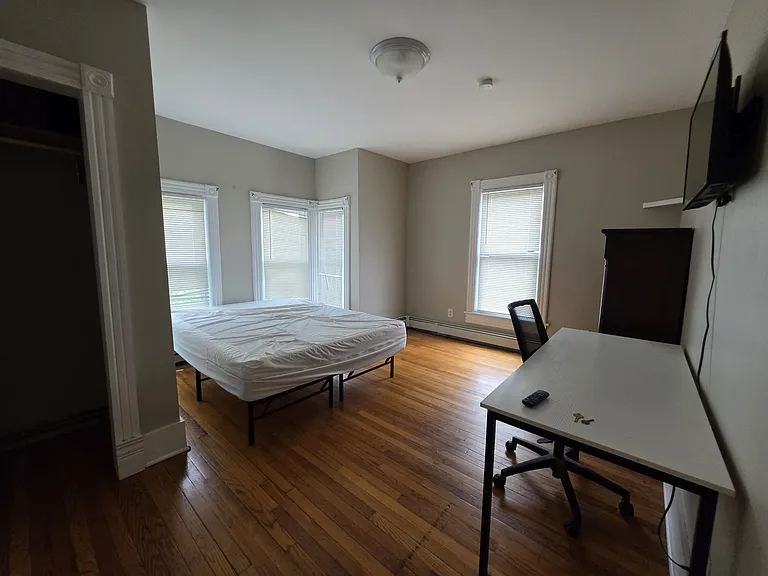 64 Elm St #1 — Photo 15
