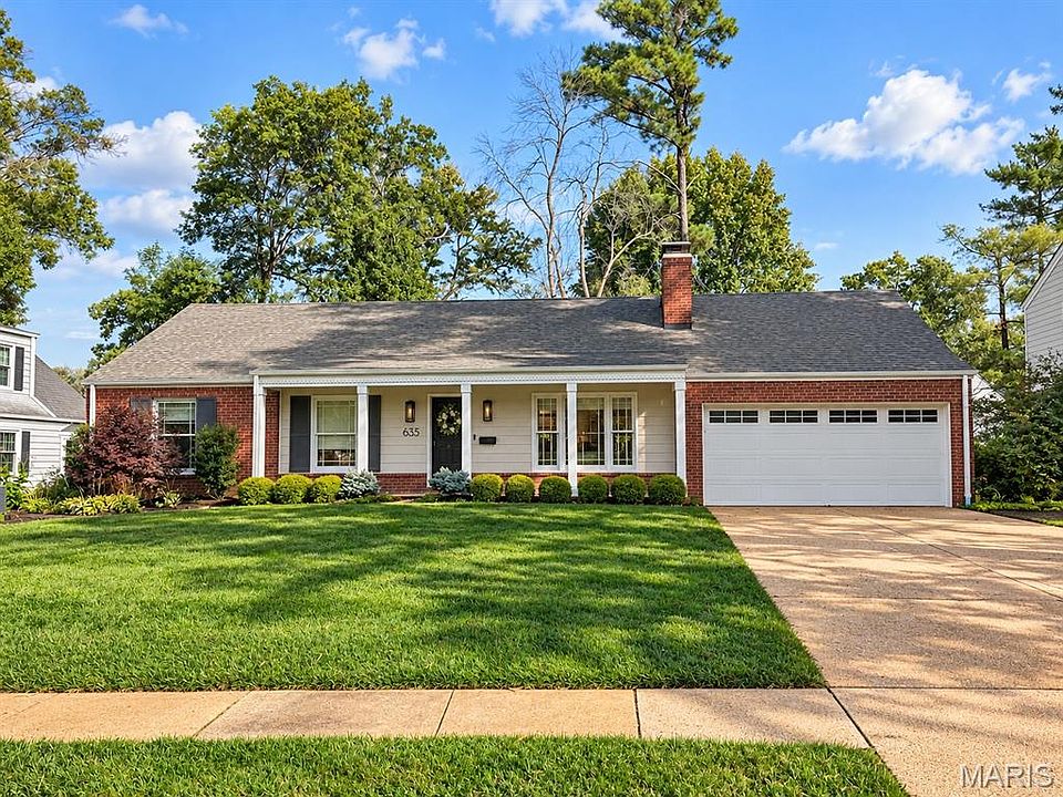 1st image of 635 Windrush Dr