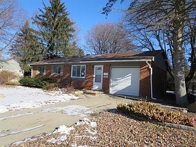 2nd image of 1035 Macarthur Dr