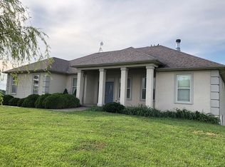 23505 Guier Rd, Sedalia, MO 65301