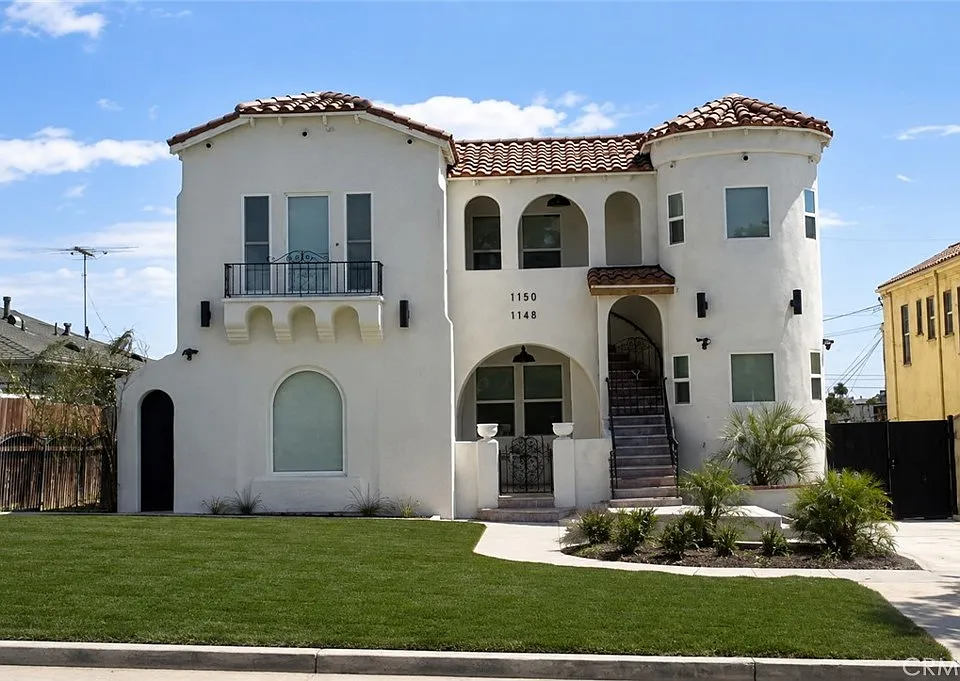 1148 S Rimpau Blvd
